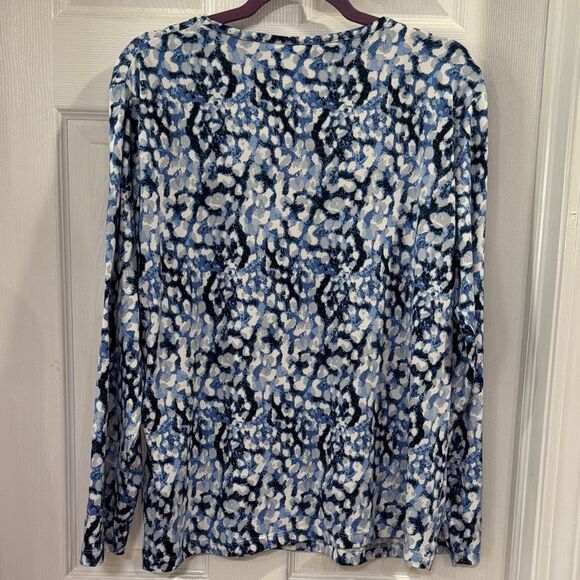 Isle Loungewear Top Abstract Blue and White Long Sleeve Top - Picture 2 of 8